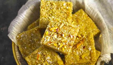 Recipe: Hina Gujral's Panjiri Barfi