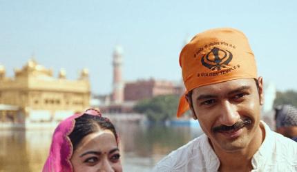 17 Bollywood Golden Temple Visits