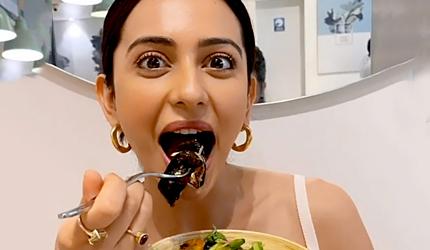 Eating Out? Order Smart, Not Strict