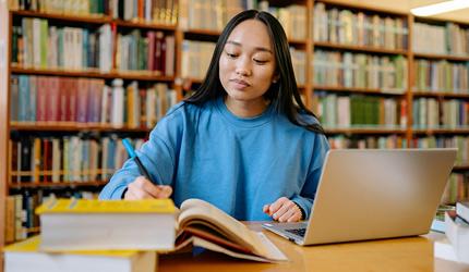 Interest-Free Scholarship For PG Studies Abroad