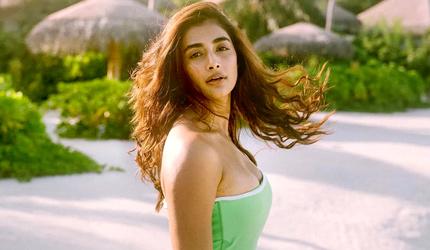 Pooja, Samantha Are Raising The Temperature With...