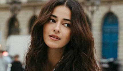 Ananya, Rysa Woo Paris, One Look At A Time!