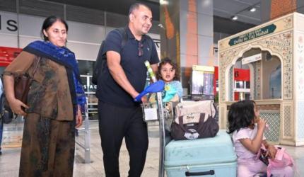 How Many Indians Live In The Middle East?