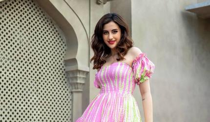 Isn't Samreen Absolutely Stunning?