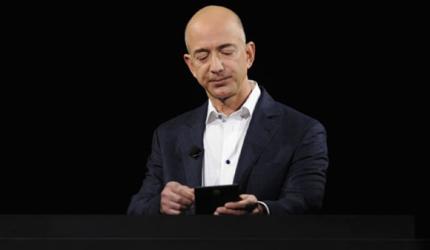 What books do Jeff Bezos, Tim Cook read?