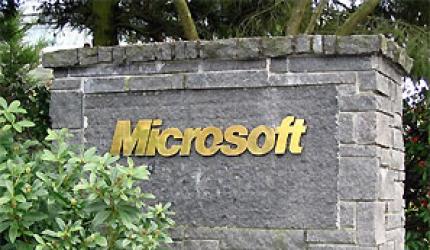 Microsoft unveils cybercrime centre in US