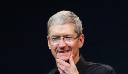 Why investors are unhappy with leadership at Apple, Microsoft