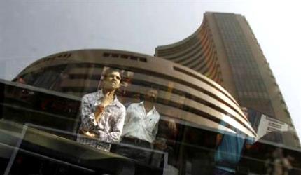 Markets end in red; auto, finance stocks weigh