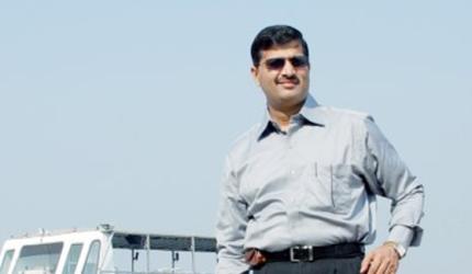 AI's new chief features in record books, has garden named after him