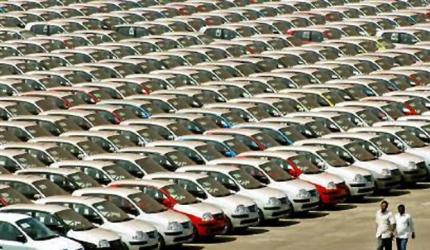 Passenger car sales in India soar 15.26% in December