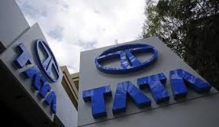 Tata Motors fixes rights issue price at Rs 450 a share
