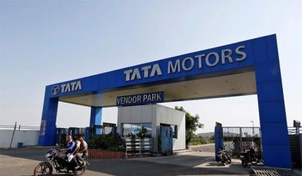 Tata Motors likely to sign 5-year wage pact with Sanand workers in June