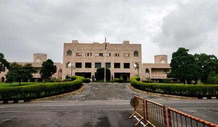 ISB sees 46% rise in offers