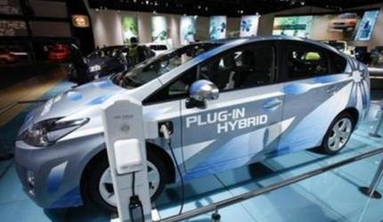 What killed India's budding hybrid car market?