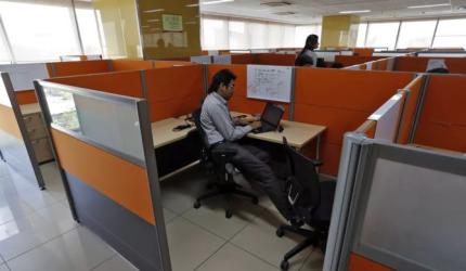 Gujarat Kidney Shares Rise on Market Debut