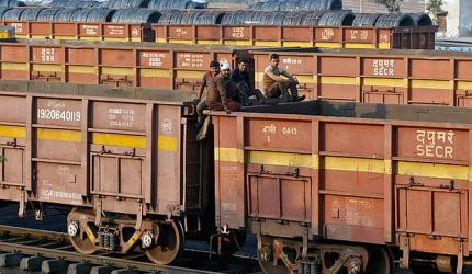 DP World Launches Rail Freight Routes: Gujarat to Kolkata