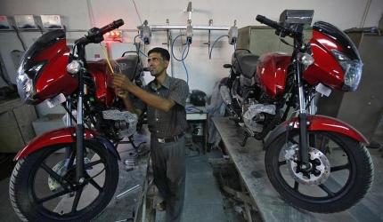 Bajaj Auto's m-cap surpasses Rs 2 trillion-mark