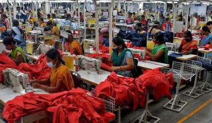 Delhi tops metros, Mumbai second in crimes against women
