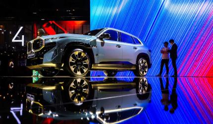 Luxury automakers hike prices up to 3% amid high costs