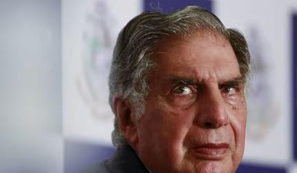 Ratan Tata continues to be in Breach Candy hospital