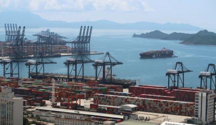 Govt moves to shield trade as Iran war chokes sea routes