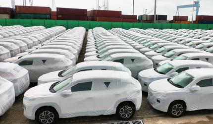 Fuel efficiency norms favour big cars: Maruti's Bhargava