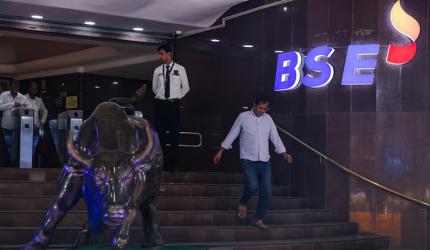 Sensex jumps 595 pts as India, US begin trade talks