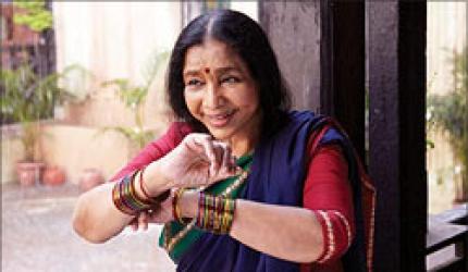 Review: Asha Bhosle is earnest in Mai