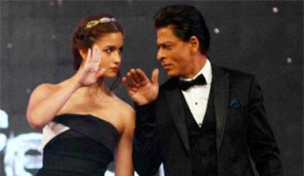 Think Shah Rukh and Alia will make a cute couple? VOTE!