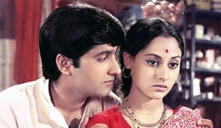 Quiz: Piya Ka Ghar is a remake of which Marathi film?