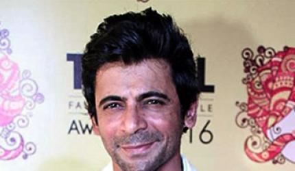 Watch: Sunil Grover's New Year wishes