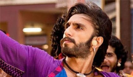 #TuesdayTrivia: How many look tests did Ranveer go through for the song Tattad Tattad in Ram-Leela?