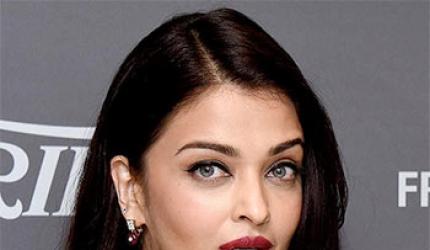 #TuesdayTrivia: Aishwarya Rai Bachchan is well versed in how many languages?