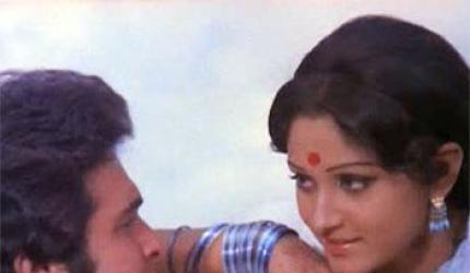 Quiz: Who played Jaya Prada's step-mother in Sargam?