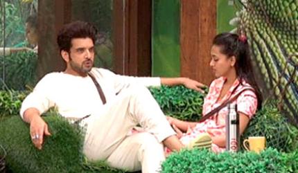 Bigg Boss 15: Karan gets POSSESSIVE about Tejasswi!