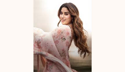 Janhvi Becomes A Sundari