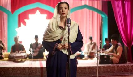 Songs of Paradise Review: A Singer's Story