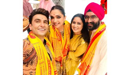 Deepika-Ranveer Celebrate Ganpati With Ambanis
