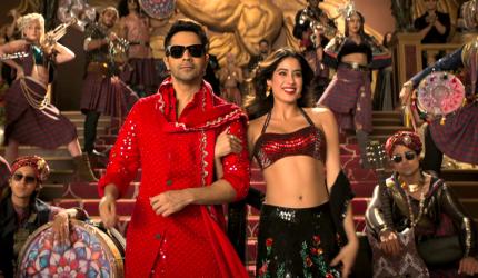 Varun-Janhvi's Super Chemistry In Sunny Sanskari...