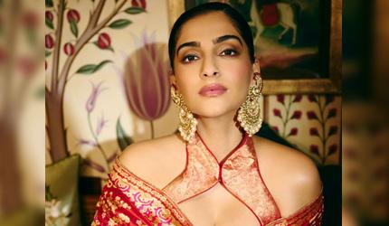 Sonam's FABULOUS Maternity Fashion
