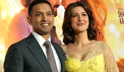 Shanaya Gets Ready For Love...
