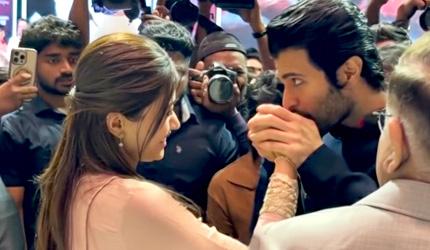 Vijay Deverakonda Kisses Rashmika's Hand