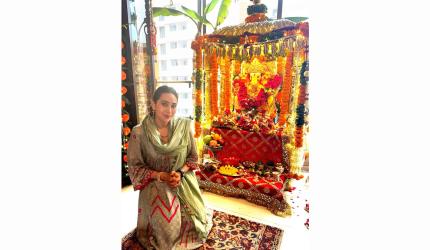 How Karisma-Kareena Celebrated Ganpati