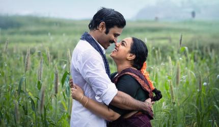 Enjoy Janhvi-Varun's Romance This October