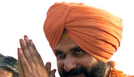 'Eklavya' Sidhu yet to campaign for 'Dronacharya' Jaitley