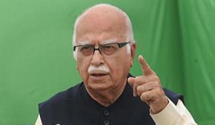 Compulsory voting should be introduced in India: Advani