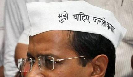 Kejriwal attacked while campaigning in Haryana   