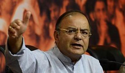 Congress should stop personal attacks on Modi: Jaitley