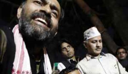 Defamation case: Kejriwal, Sisodia, Yadav summoned