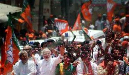 Euphoric crowd chants 'Ab ki baar Modi sarkar' in Varanasi